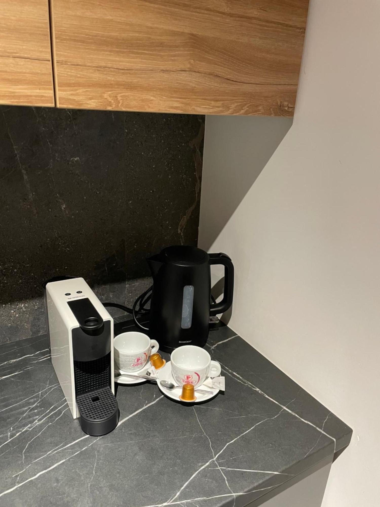 Leo Lux 2 Apartment Nis Bagian luar foto
