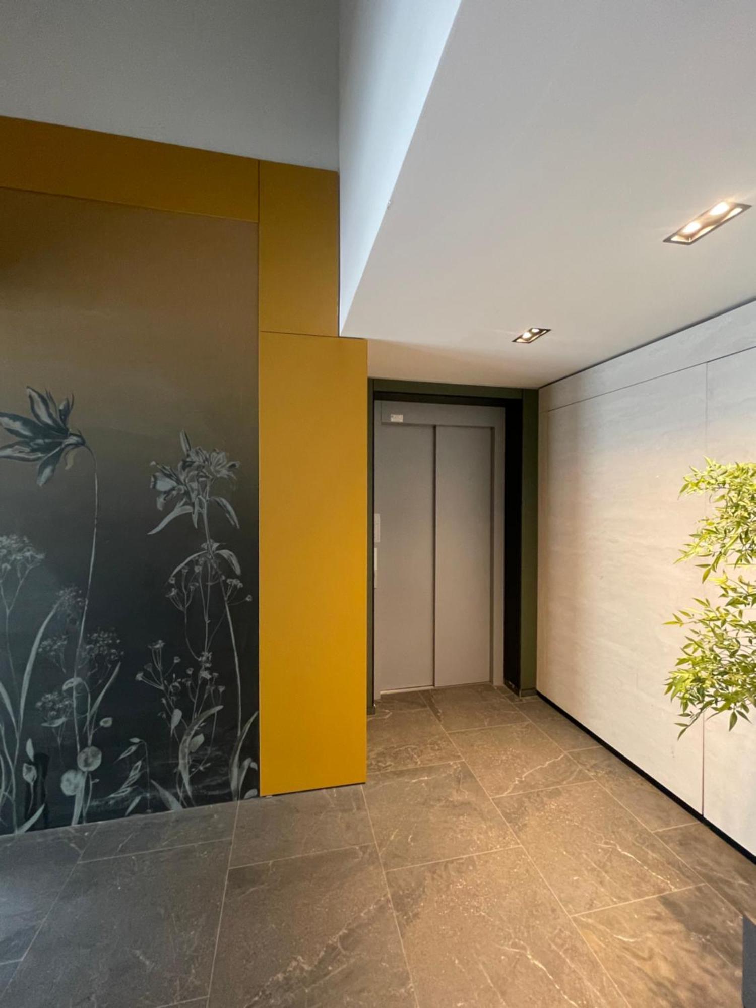 Leo Lux 2 Apartment Nis Bagian luar foto